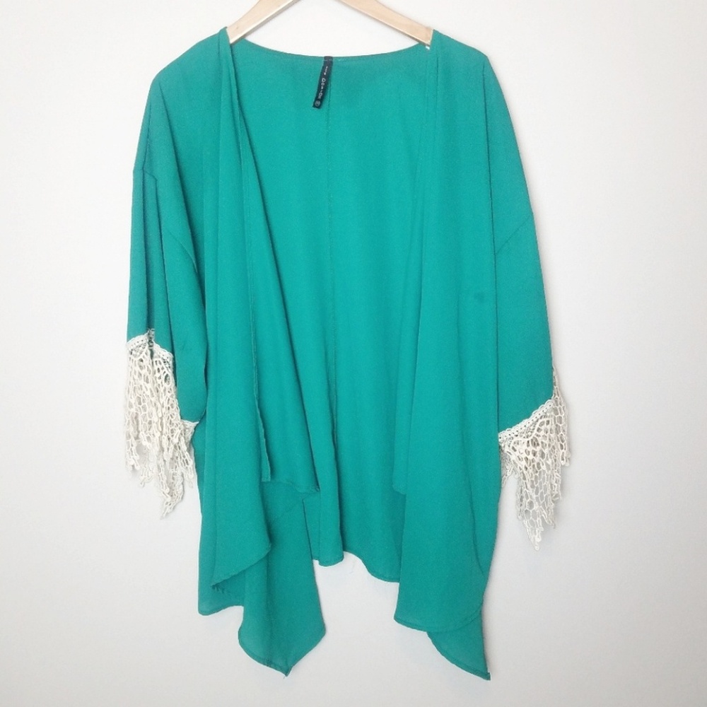 Kimono Green Lace Short Sleeve Cardigan size m